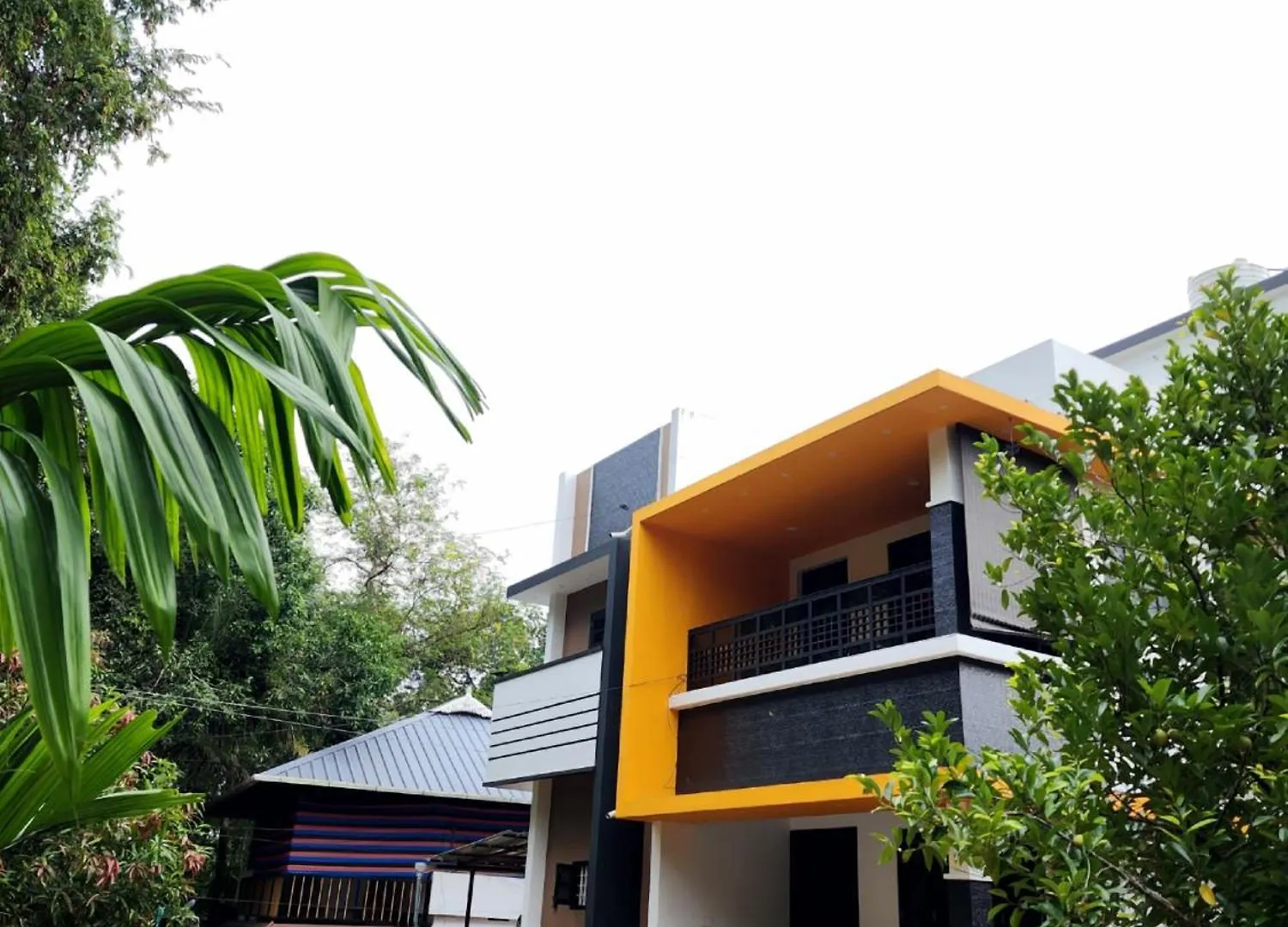 Olive Homestay 1Bhk Diamond Ernakulam Alwaye Pensjonat